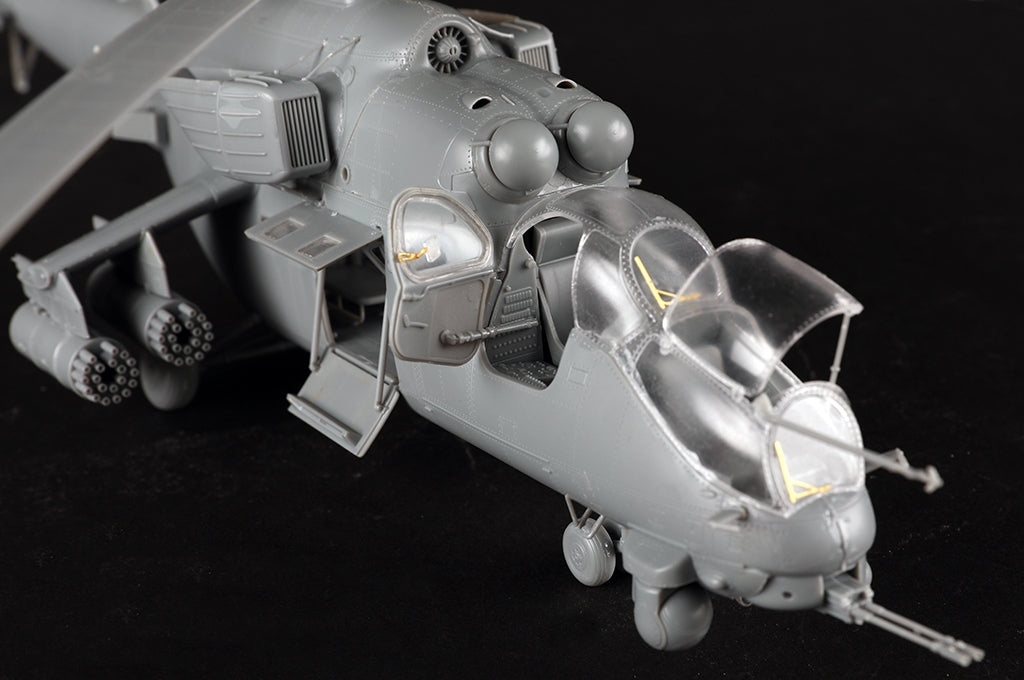 Trumpeter 05830 Mi-35M Hind-E 1/48 – Bild 14