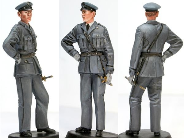 ToRo Modèle 32F03 Septembre 1939 - Pilote de chasse polonais en grande tenue 1/32 – image 3