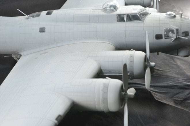 Maquettes HK Models 01E04 B-17 Flying Fortress F et G (1/32) – immagine 12