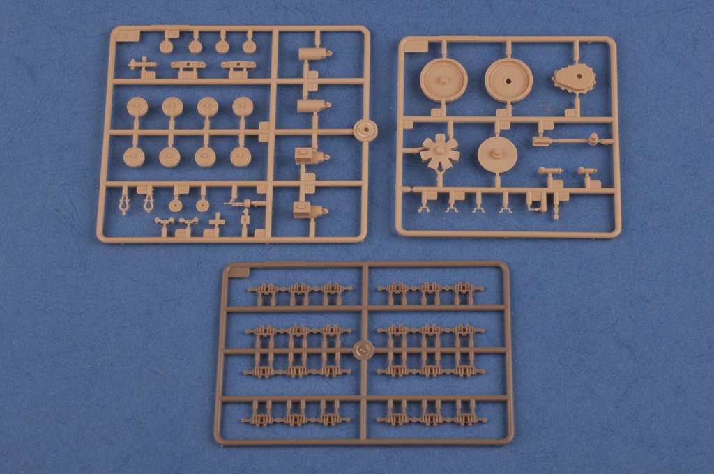 Hobby Boss 83887 Char moyen soviétique T-12 1/35 – image 4