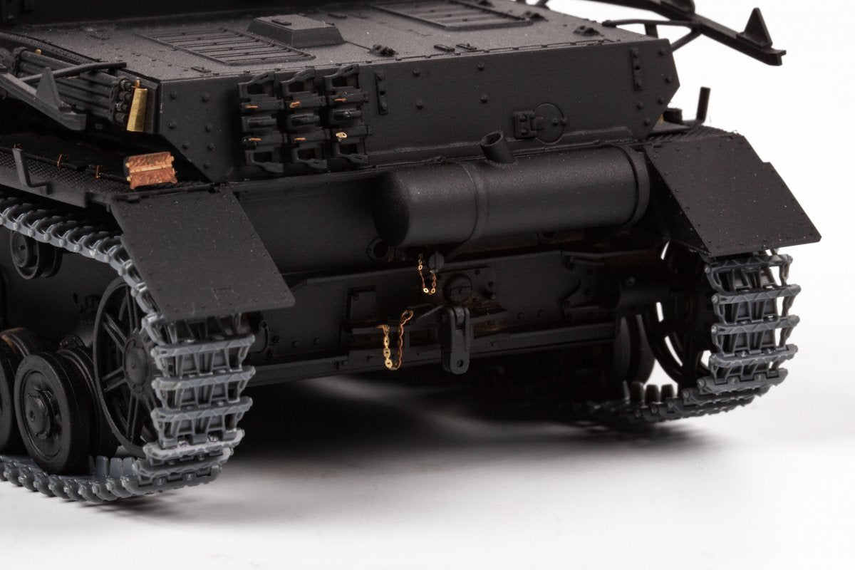 Edouard 36485 Sd. Kfz. 167 StuG IV MODÈLE RYEFIELD 1/35 – image 6