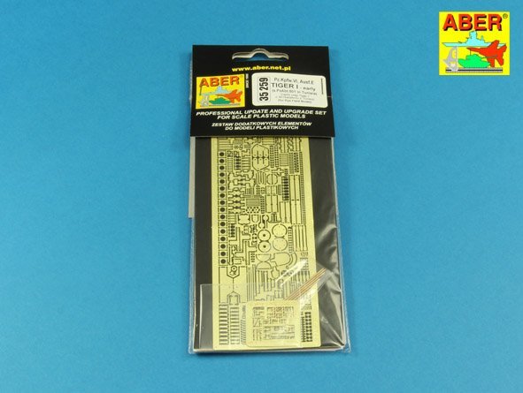 Aber 35259 Sd.Kfz.18 Pz.Kpfw.VI Ausf.E Tiger I (s.PzAbt. 501 en Tunisie) (1/35) – imagen 18
