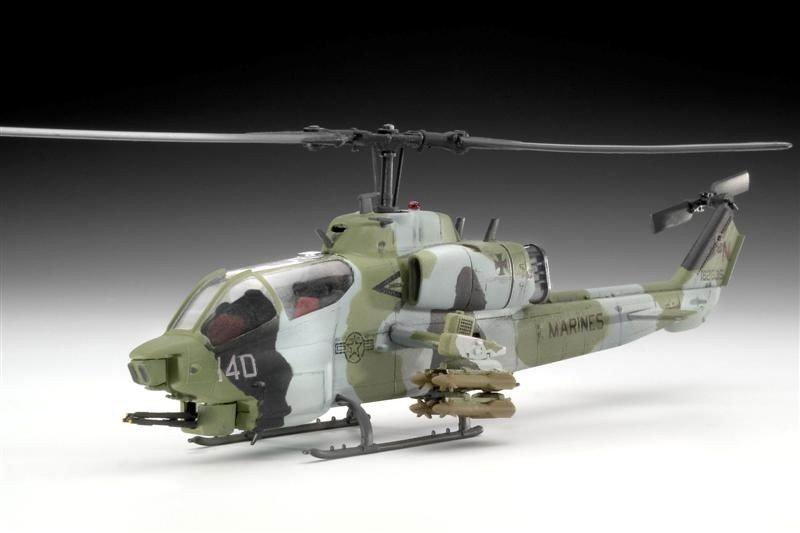 Revell 04415 AH-1W Super Cobra (1/72)  – Bild 2