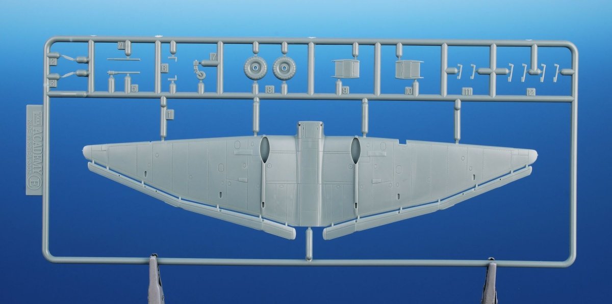 Special Hobby 72458 Junkers Ju 87D-5/N « Stukas d&amp;#39;attaque nocturne » 1/72 – immagine 7