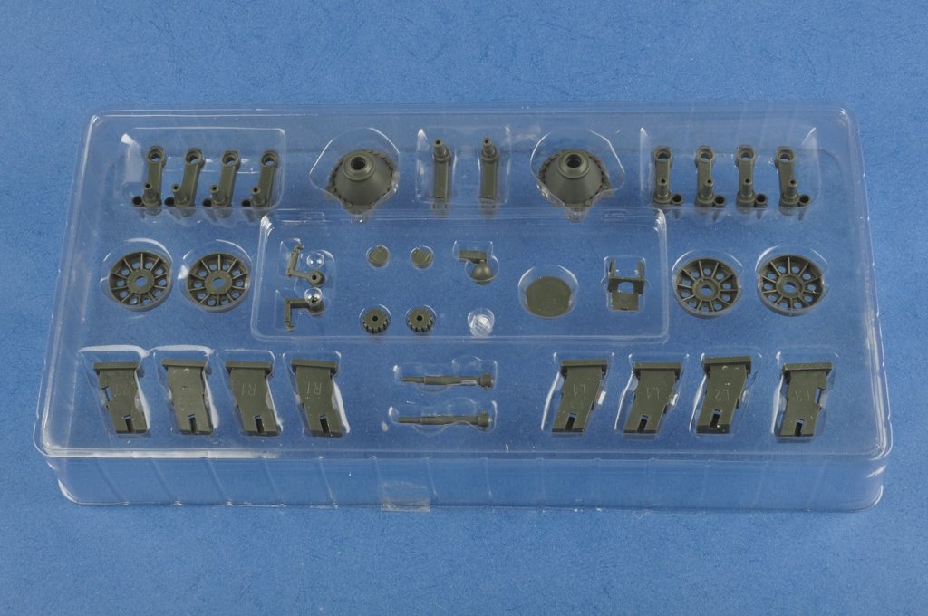Hobby Boss 82602 Soviet T-34/85 1/16 – zdjęcie 16