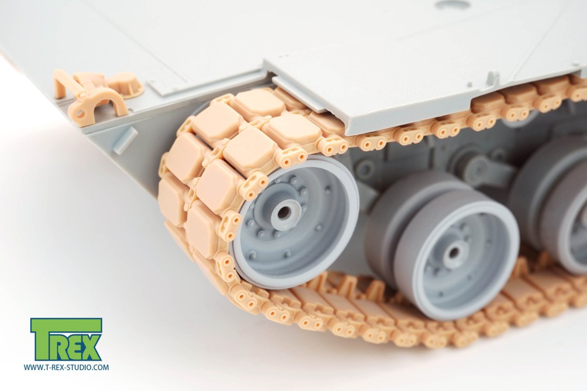 T-Rex Studio TR85047 M1A1 Abrams T-158 Chenilles Ancienne version 1/35 – image 2