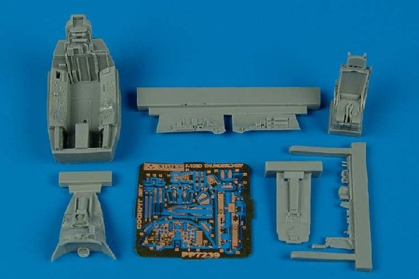 Ensemble cockpit Aires 7239 F-105D Thunderchief 1/72 Trumpeter