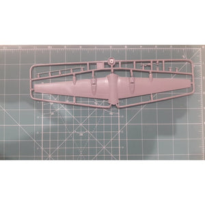 Grand modèle 1440031 IL-18V Malev 1/144 – immagine 6