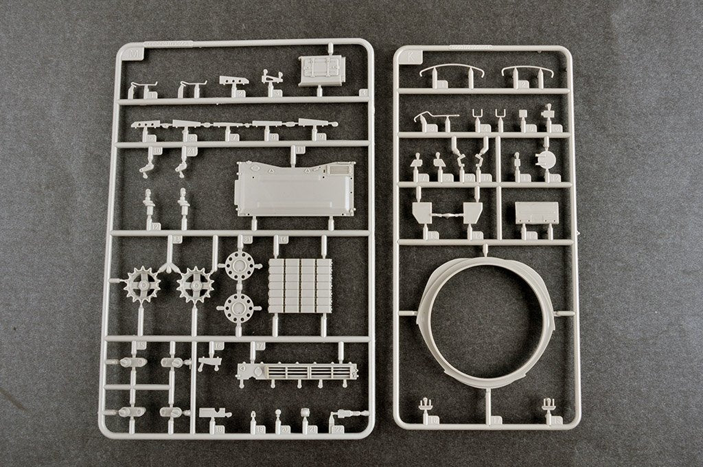 Trumpeter 09601 Obj.172 T-72 Ural soviétique au 1/35  – Bild 17