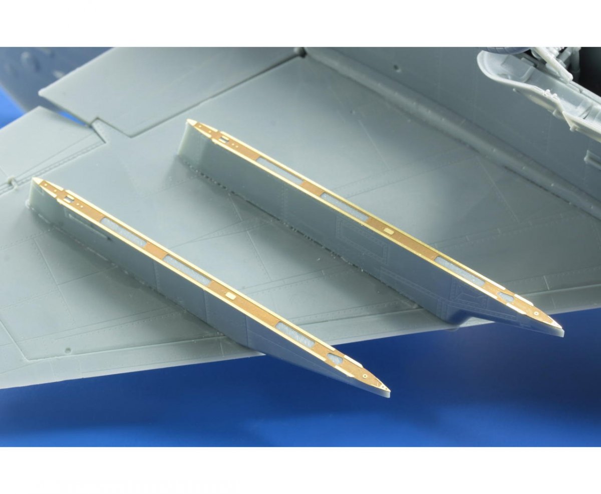 Eduard 48797 MiG-25PD/ PDS Foxbat extérieur KITTY HAWK 1/48 – immagine 13