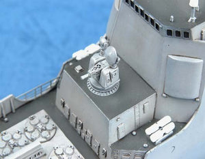 Trumpeter 04530 PLA ​​​​Marine Type 052C DDG-170 LanZhou (1/350)  – image 9