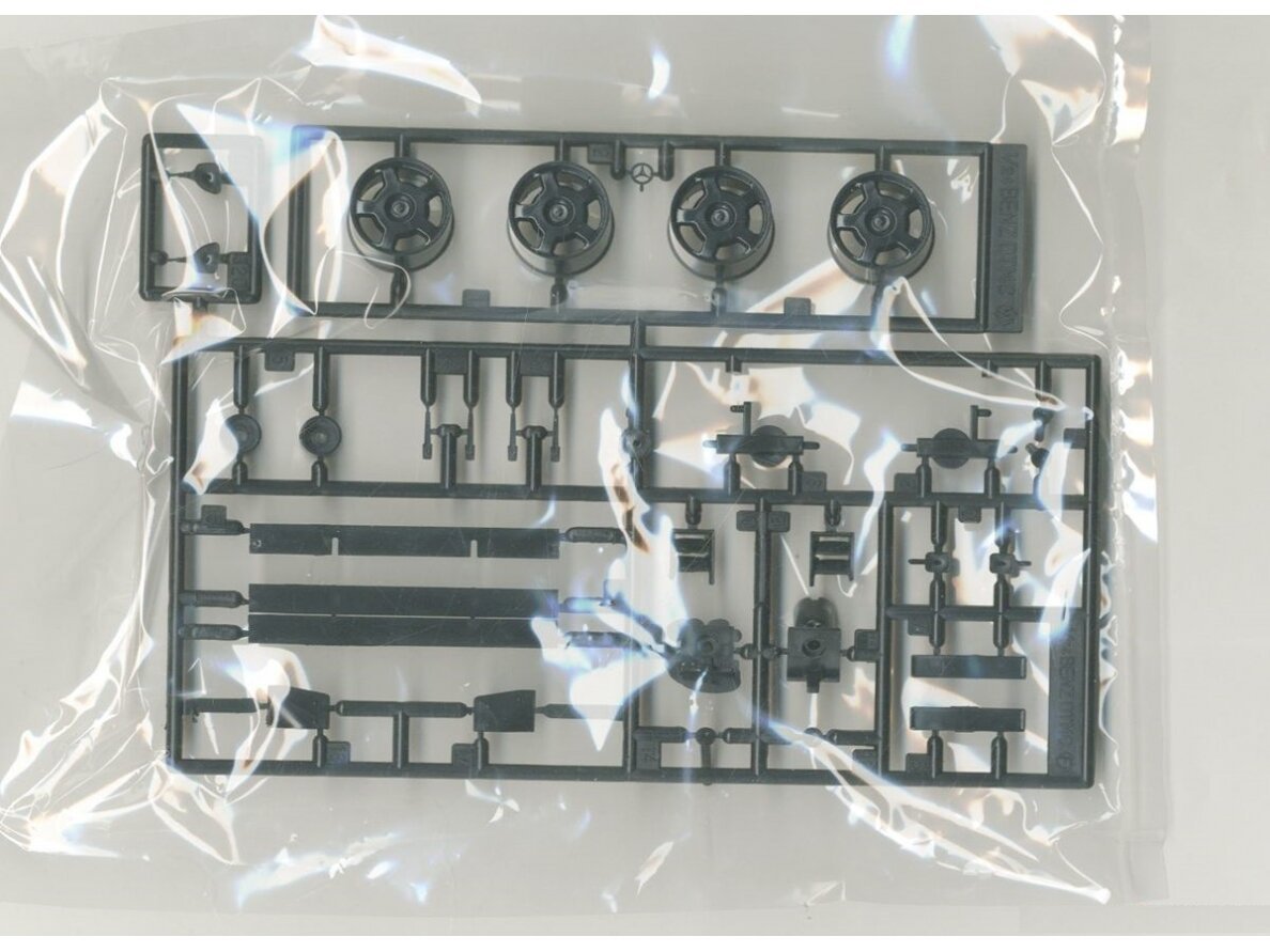 Fujimi 126821 Mercedes-Benz AMG Classe C DTM &amp;#39;94 1/24 – immagine 4