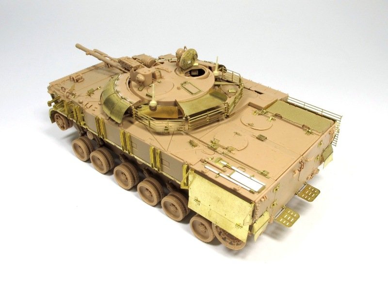 ET Model E35-040 Véhicule de combat d&amp;#39;infanterie russe BMP-3 avec blindage additionnel (pièce de base) (pour TRUMPETER 00365) (1/35) – immagine 2
