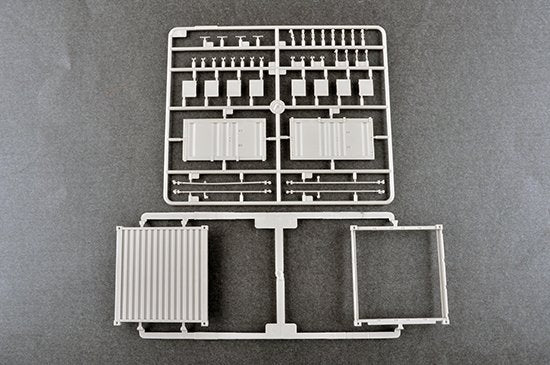 Trumpeter 01064 HEMTT M1120 Unité de manutention de conteneurs (CHU) 1/35 – immagine 8