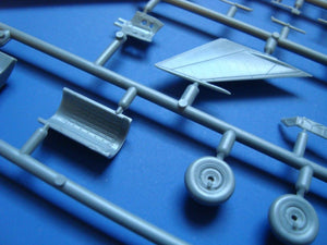 Kozavody Prostejov KPM0102 MiG-21 BIS Fishbed Partie II. (1/72) – image 7