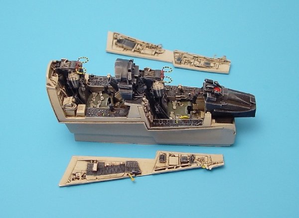 Ensemble de cockpit Aires 4226 F-4G Wild Weasel 1/48 Hasegawa