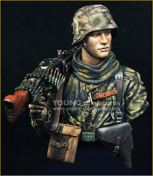 Young Miniatures YM1869 Jeune mitrailleur SS Waffen 1944 1/10 – image 7