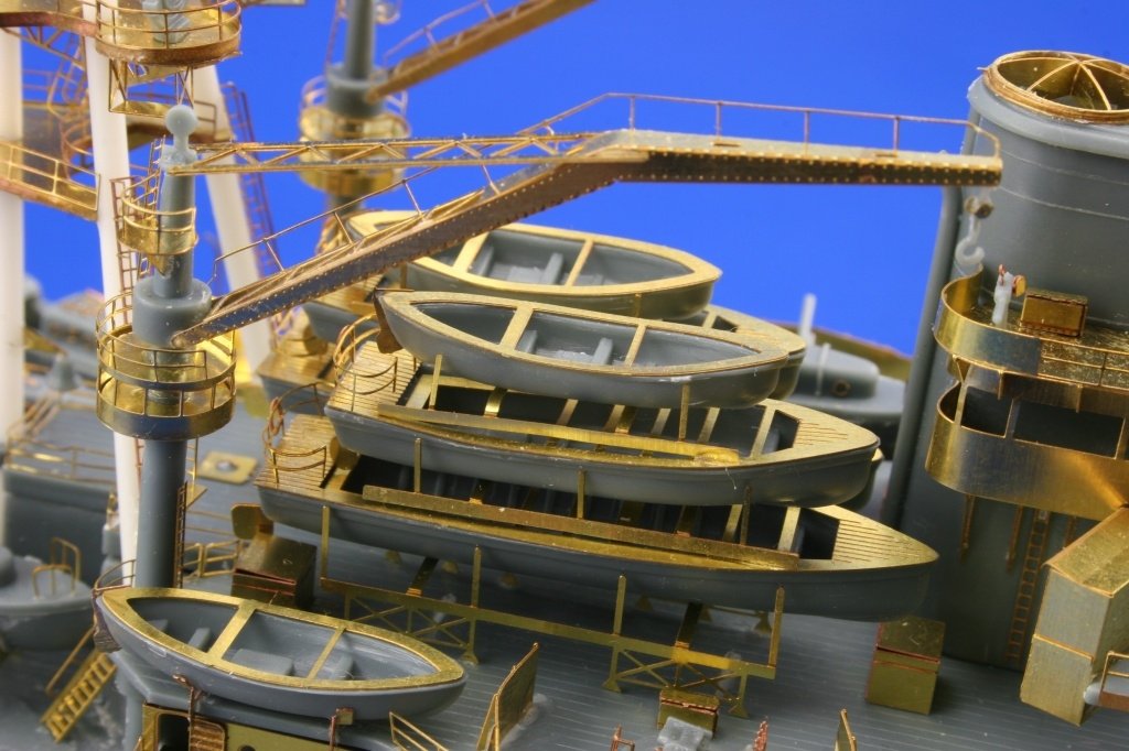 Eduard 53016 USS Arizona MINI MODÈLE DE HOBBY 1/350 – immagine 10