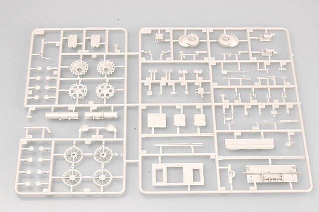 Trumpeter 00362 Allemand Pz.Kpfw IV Ausf D/E Fahrgestell (1/35) – image 7