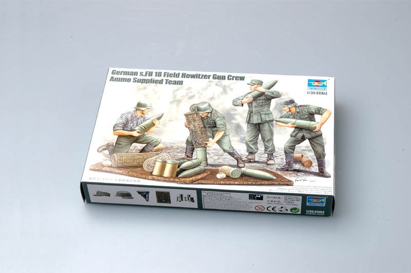 Trumpeter 00426 Équipe de ravitaillement en munitions de l&amp;#39;obusier de campagne allemand s.FH 18 (échelle 1/35) – imagen 2