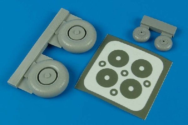 Roues Aires 2048 Ju 87G + masque de peinture 1/32 Academy