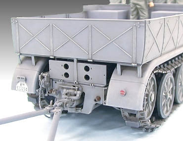 Tamiya 35239 Semi-chenillé lourd allemand de 18 tonnes FAMO (1/35) – image 11