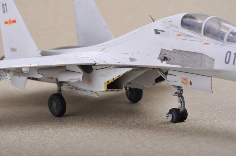 Trumpeter 01659 Su-30MKK Flanker G russe (1/72)  – immagine 12