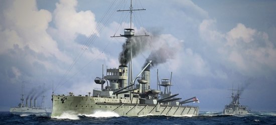 Trumpeter 06705 HMS DeadNought 1915 1/700 – Bild 2