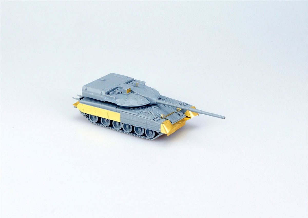 Modelcollect UA72057 Char de combat principal russe T-80UM2 (Aigle noir) (1/72) – image 3
