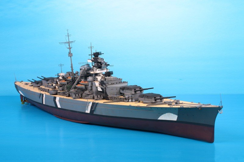 Trumpeter 03702 Cuirassé allemand Bismarck (1/200) – image 16