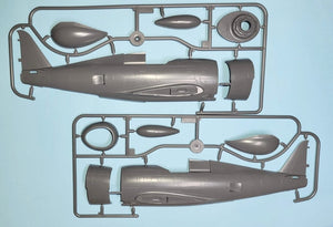 Dora Wings 48054 Republic P-47C Thunderbolt avec réservoir de convoyage 1/48 – image 3