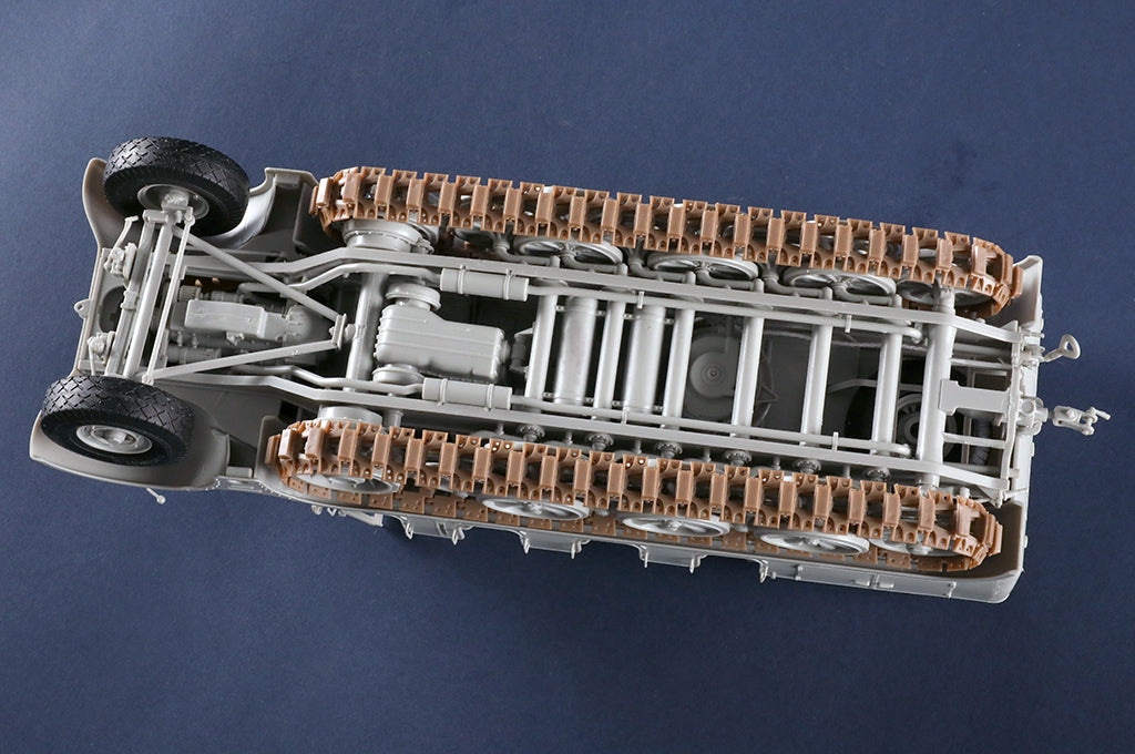Trumpeter 09575 Schwerer Zugkraftwagen 18 t Sd.Kfz.9 Artillerie Version 1/35 – image 14