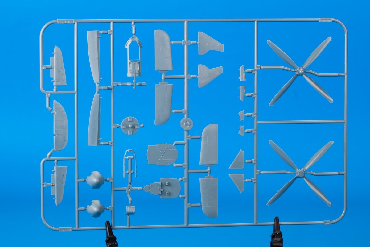 Eduard 82121 Tempest Mk. V série 1 1/48 – Bild 4