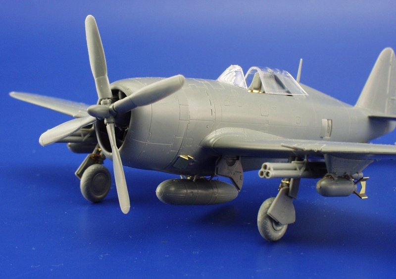 Eduard 73222 P-47D-20 1/72 TAMIYA – zdjęcie 3