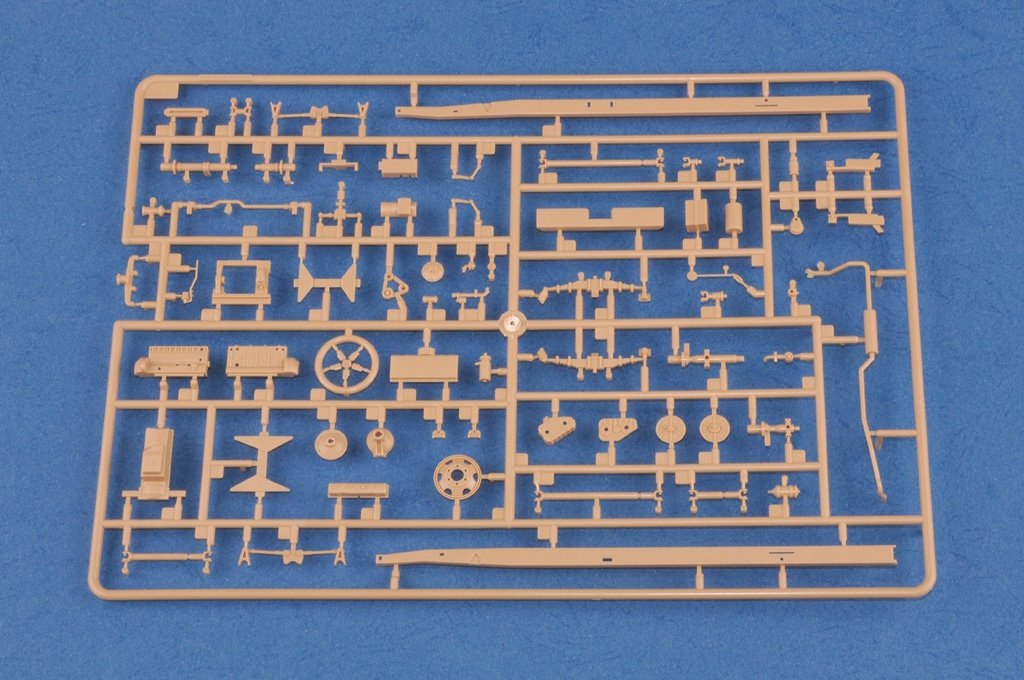 Camion-citerne Hobby Boss 83830 US GMC CCKW 750 gallons (1/35) – Bild 7