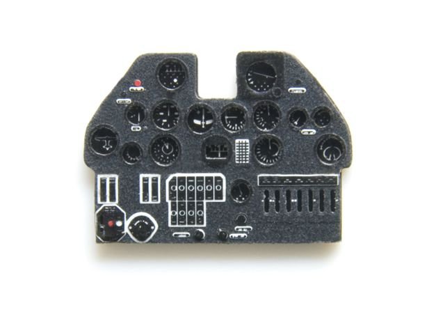 Yahu YMA7214 P-40 E (modèle AZ) 1/72 – image 3
