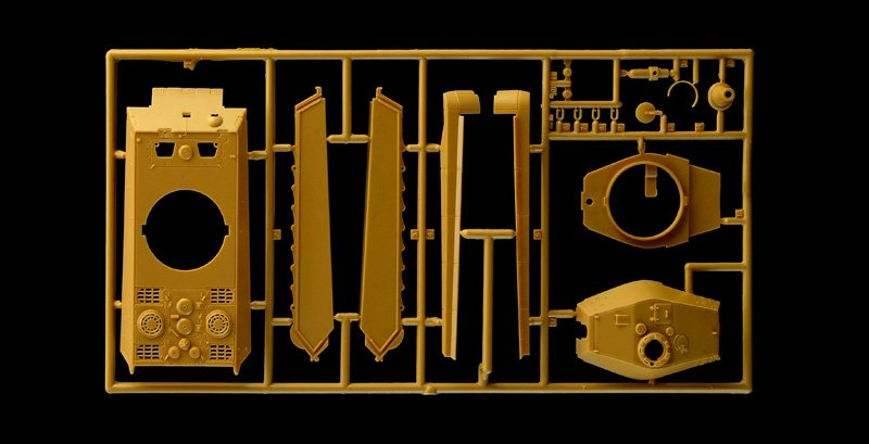 Italeri 74001 TIGER II - WoT - KIT DE MODÈLE (1/72) – immagine 9