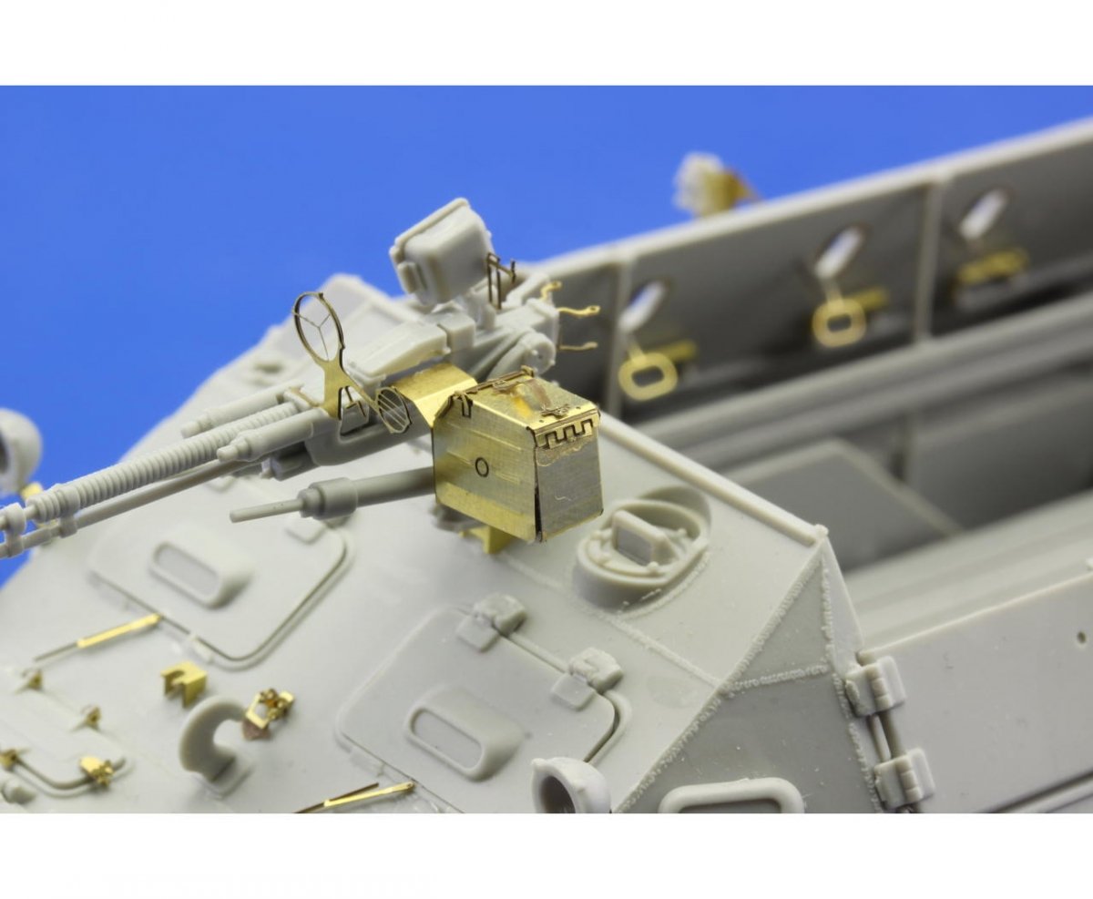 Eduard 36186 BTR-60P APC 1/35 Trumpeter – image 6