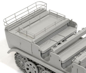 Dragon 6545 Sd.Kfz.7 8t Semi-chenillé Première production avec équipage (1/35)  – image 10