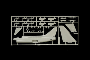 Italeri 1411 A-7E CORSAIR II 1/72 – zdjęcie 2