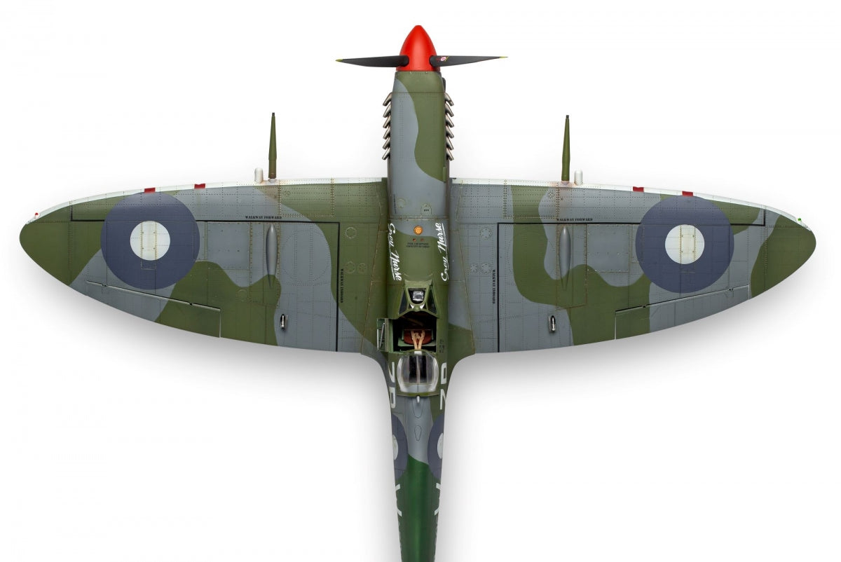 Airfix 17002 Supermarine Spitfire Mk.VIII 1/24 – image 8