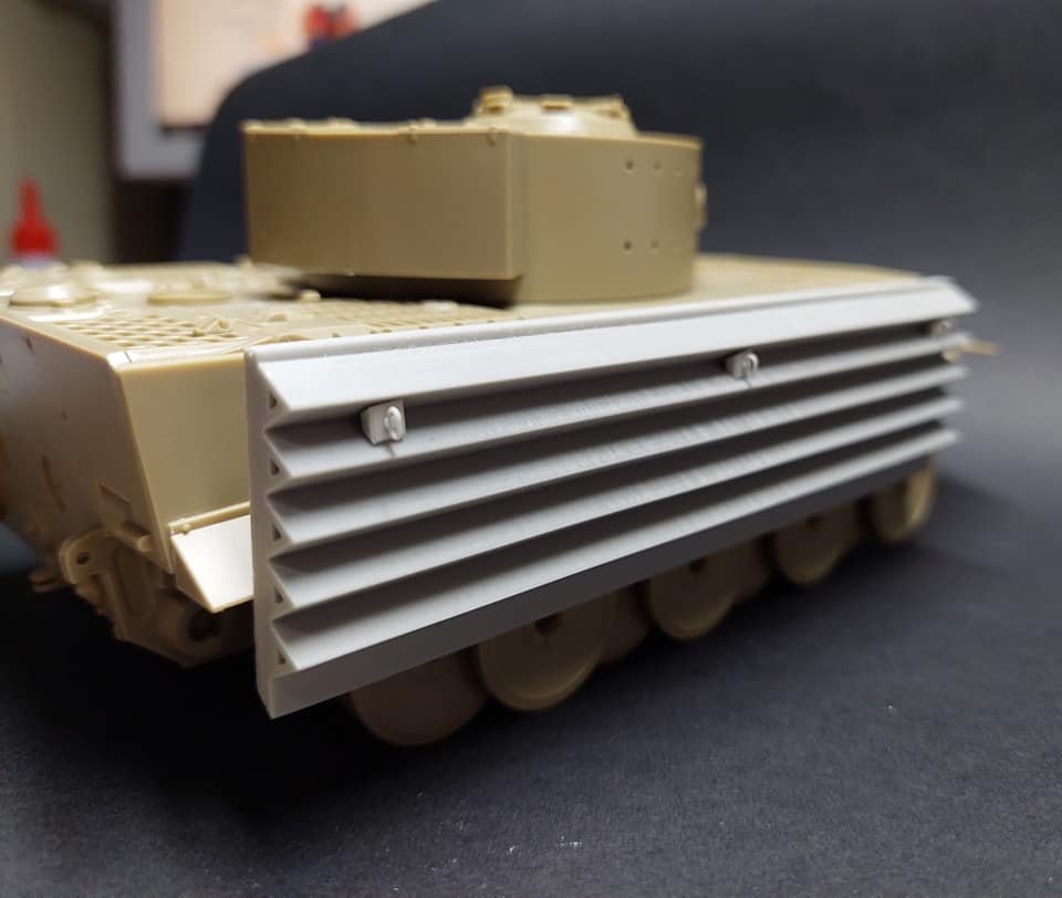 Panzer Art RE35-685 Char Tigre I sapeur en bois « Bruckentafel » 1/35 – immagine 2