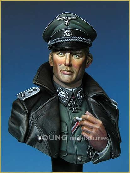 Young Miniatures YM1811 Officier SS TOTENKOPF Seconde Guerre mondiale 1/10