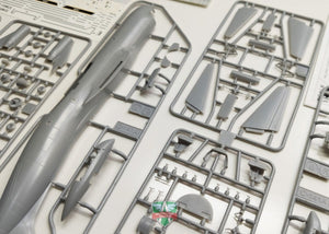 Maquette A&amp;amp;A Models 4402 C-141A Avion de transport stratégique militaire 1/144 – immagine 5
