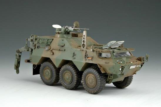 Trumpeter 00330 Véhicule de détection NBC JGSDF 1/35 – immagine 3