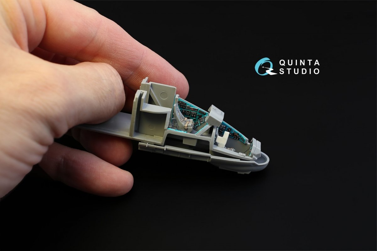 Intérieur imprimé en 3D et coloré sur papier décalcomanie Quinta Studio QD72018 Mi-24P (pour kit Zvezda) 1/72 – image 6