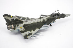 Trumpeter 01690 PAF J-10CE Multi-Role Fighter &amp; IAF Rafale 2 in 1 1/72