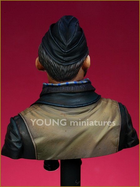 Young Miniatures YM1818 ÉQUIPAGE DE SOUS-MARIN GUERRE MONDIALE 1/10 – image 3