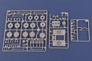 Hobby Boss 84533 Pz.Kpfw.VI Sd.Kfz.182 Tiger II (Production Henschel juillet 1945) (1/35) – imagen 12