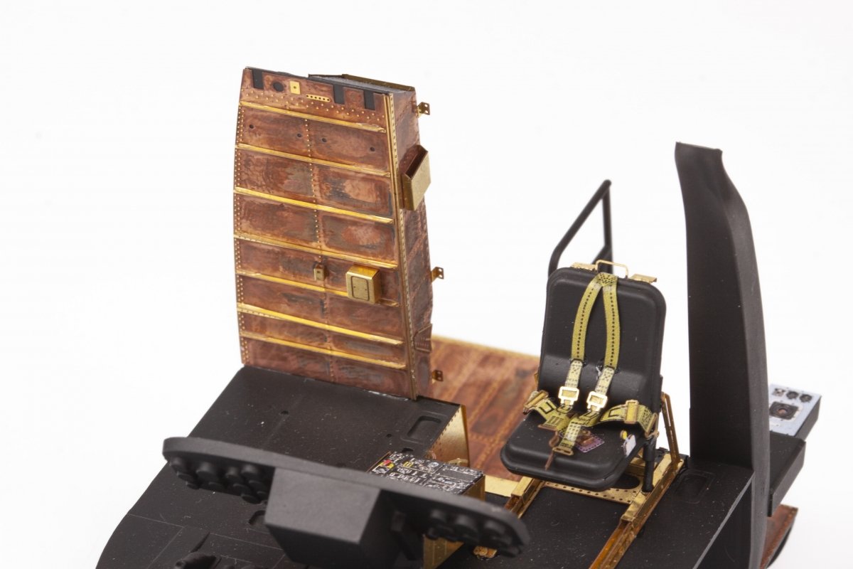 Eduard 321008 CH-54A ICM 1/32 – imagen 5